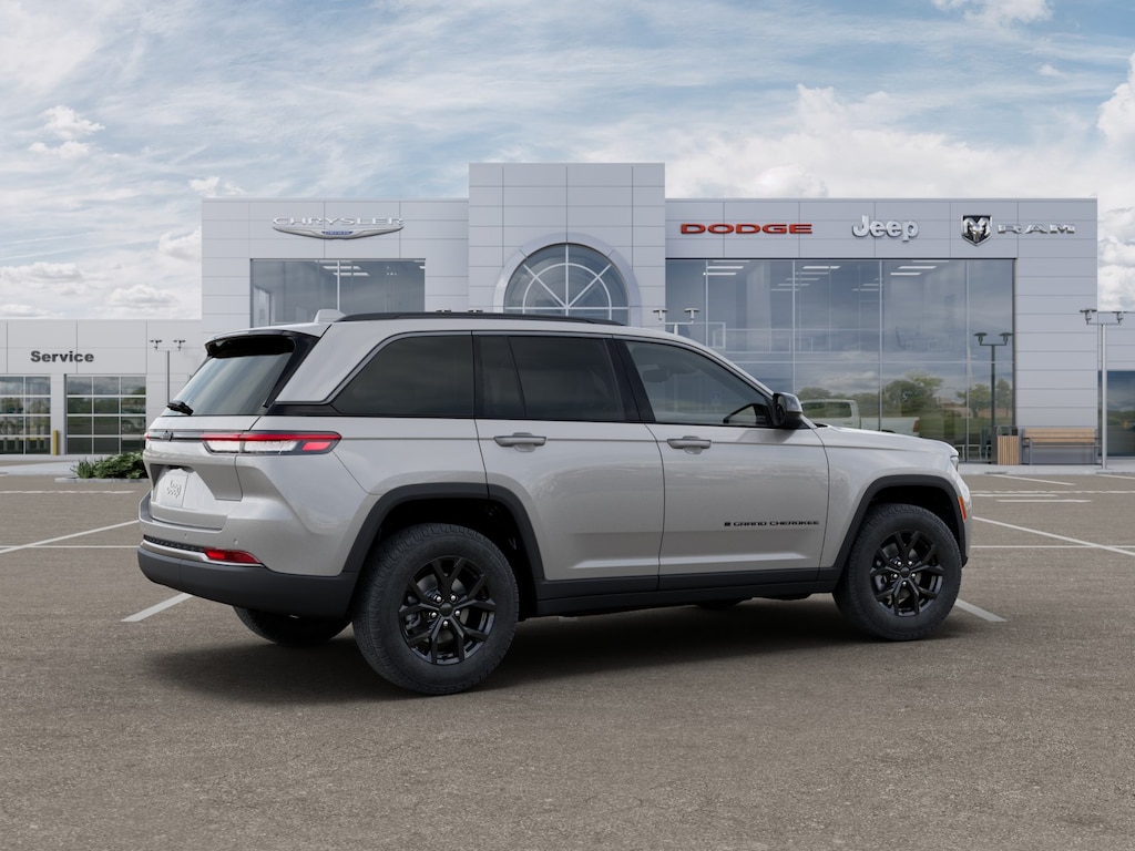 New 2026 Jeep Grand Cherokee Laredo Sport Utility