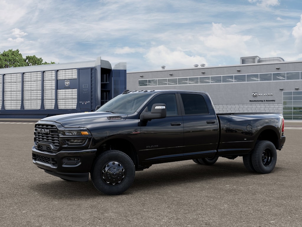 New 2026 Ram 3500 BIG HORN CREW CAB 4X4 8' BOX Pickup