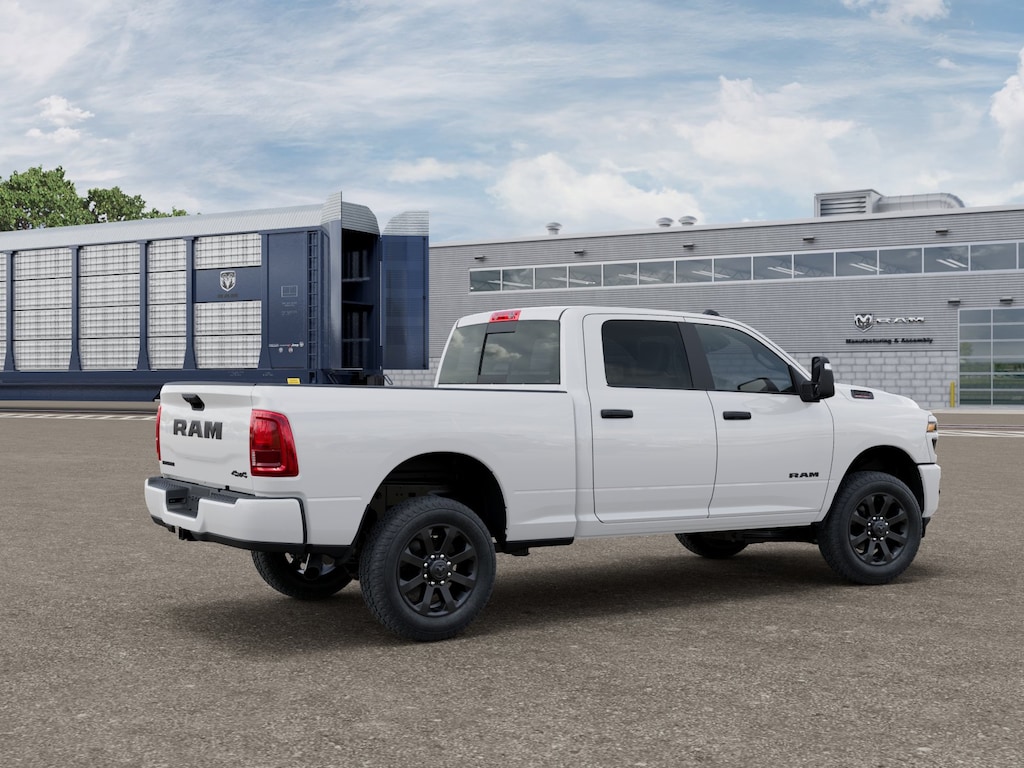 New 2026 Ram 2500 BIG HORN CREW CAB 4X4 6'4 BOX Pickup