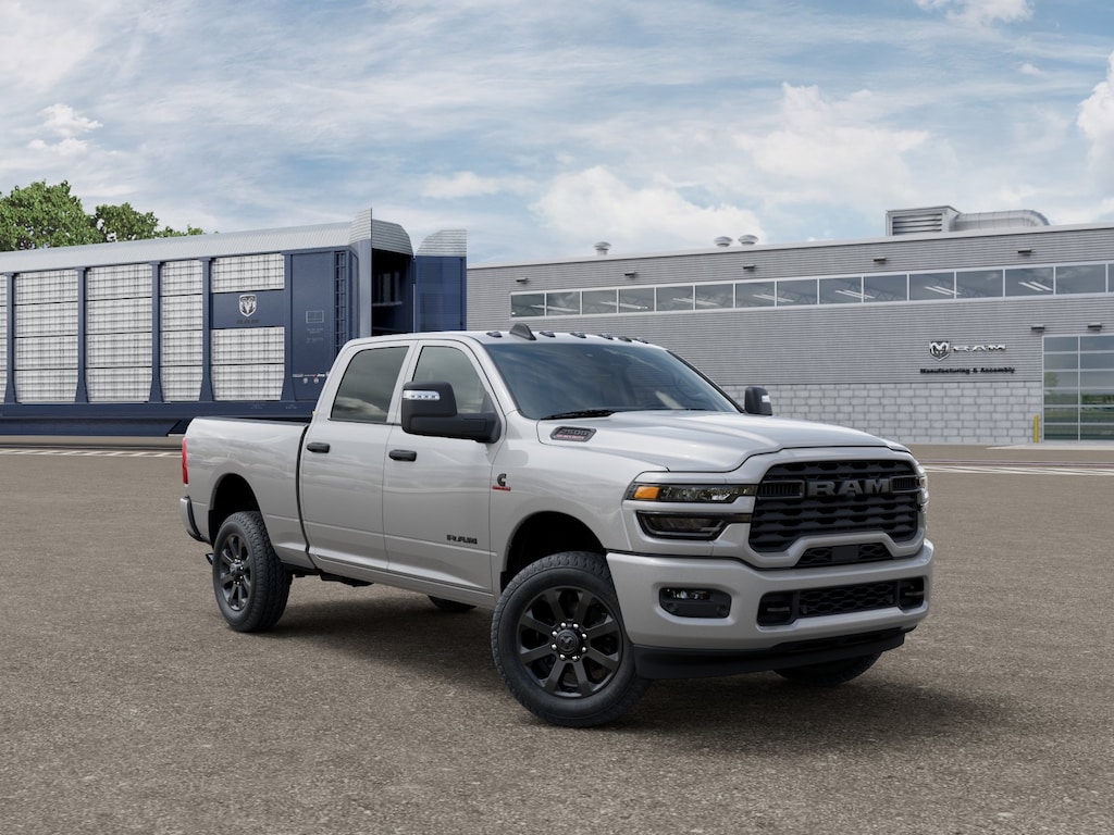 New 2027 Ram 2500 BIG HORN CREW CAB 4X4 6'4 BOX Pickup