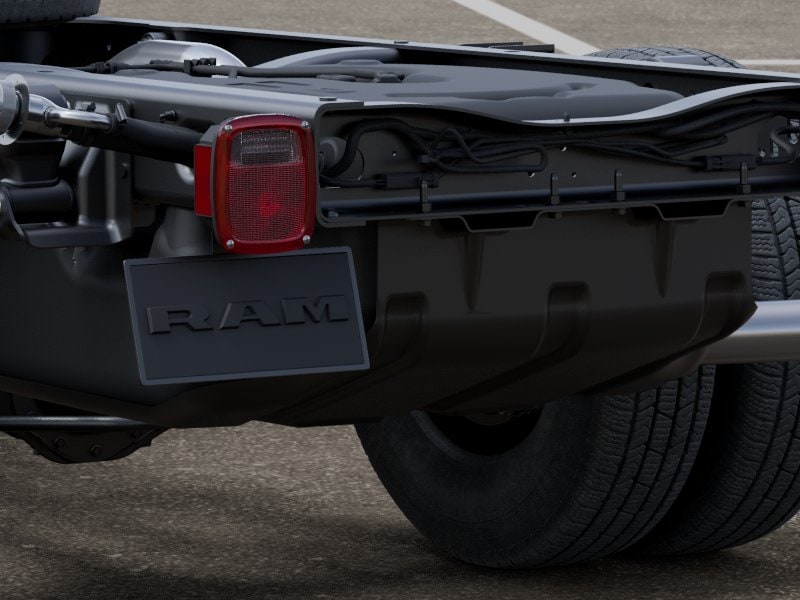 2025 RAM 3500 Chassis Tradesman - Photo 38