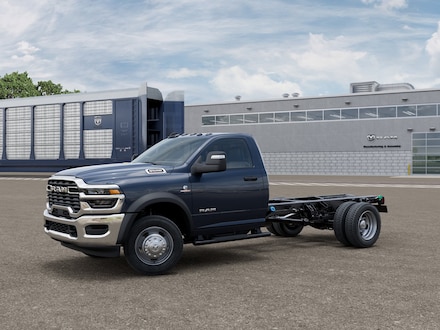 2026 Ram 5500 Chassis Cab BIG HORN  REGULAR  4X4 84' CA Pickup