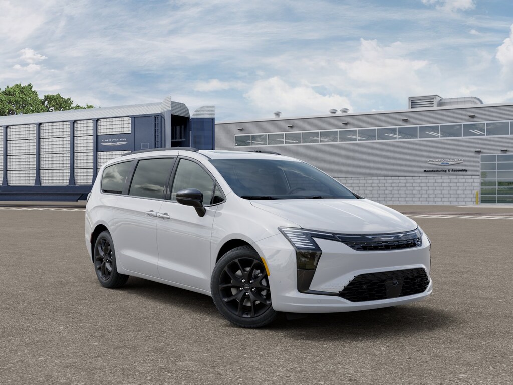 New 2027 Chrysler Pacifica LIMITED AWD Passenger Van