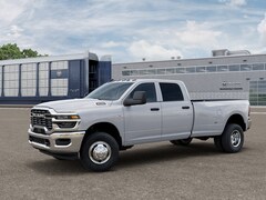 2026 Ram 3500 TRADESMAN CREW CAB 4X4 8' BOX Pickup