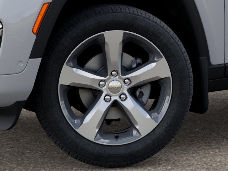 2025 Jeep Grand Cherokee Limited photo 2