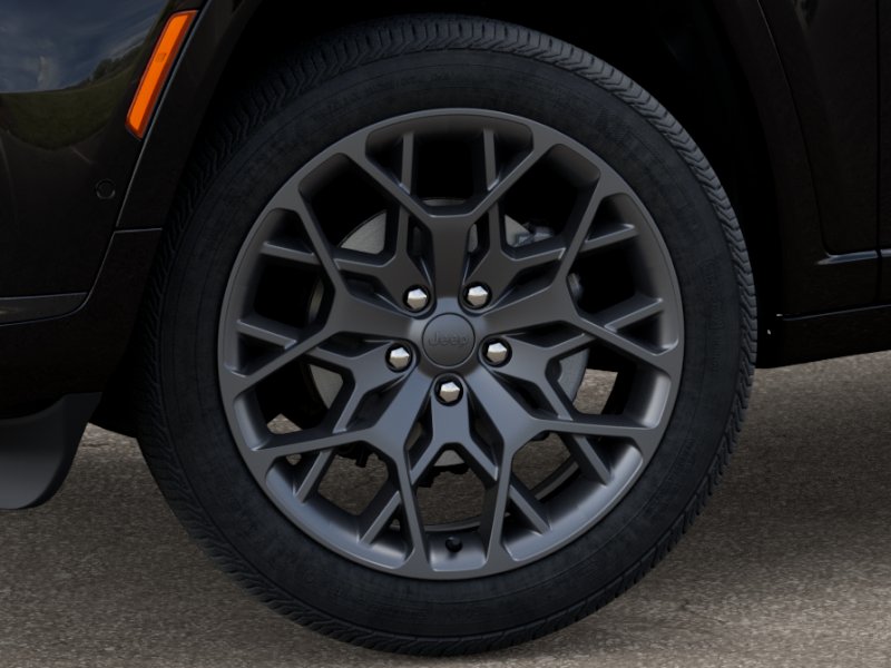 2025 Jeep Grand Cherokee L Summit Reserve photo 3