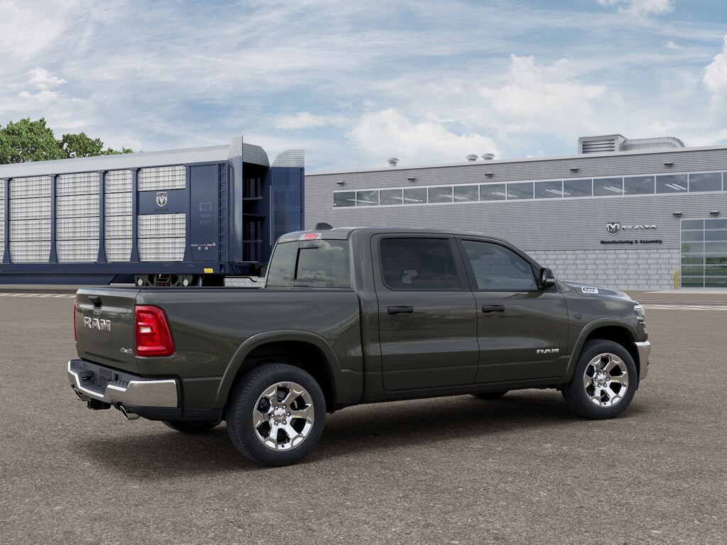New 2027 Ram 1500 BIG HORN CREW CAB 4X4 5'7 BOX Pickup
