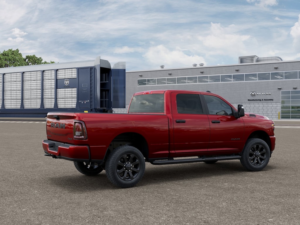 New 2026 Ram 3500 BIG HORN CREW CAB 4X4 6'4 BOX Pickup