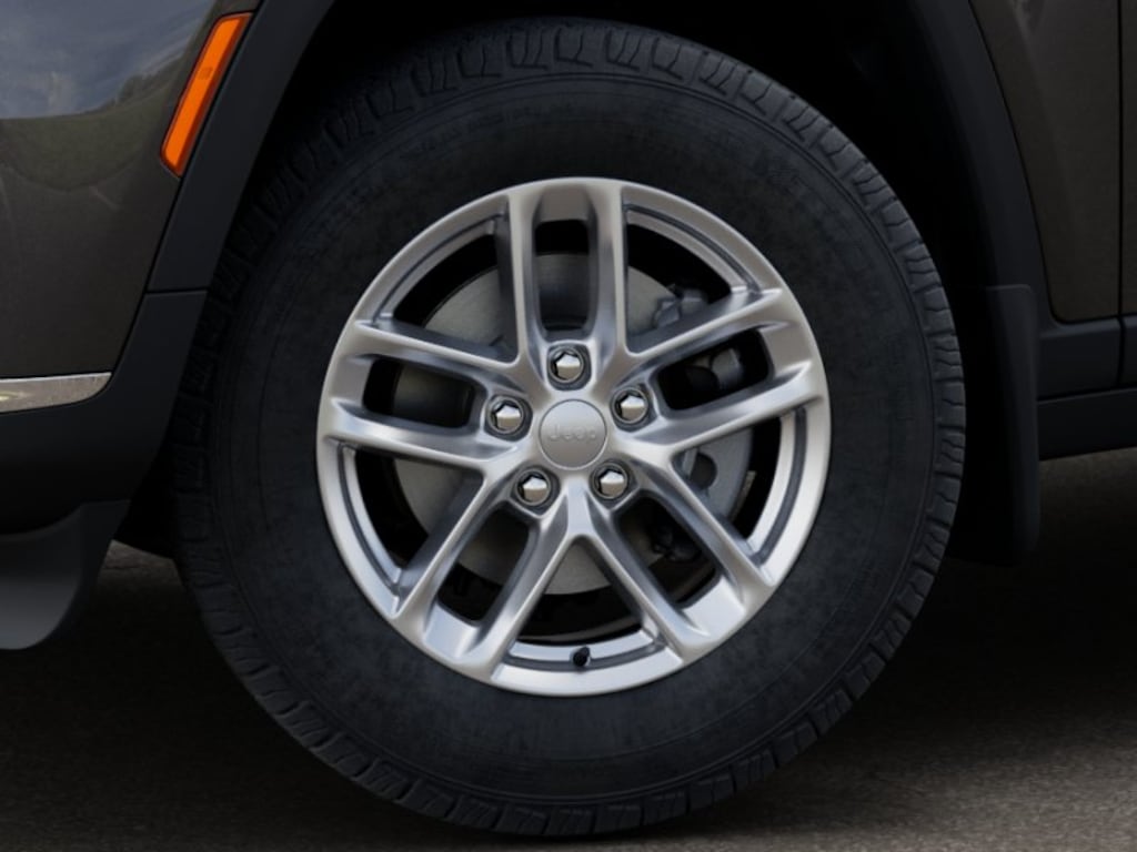 New 2025 Jeep Grand Cherokee L LAREDO X 4X4 Sport Utility