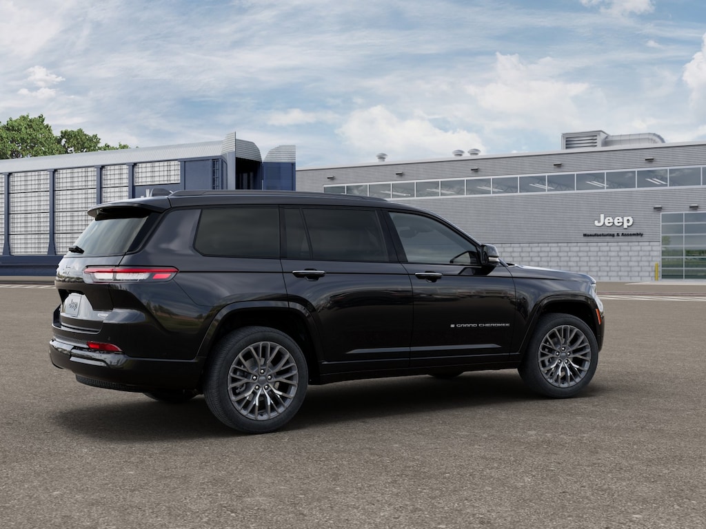 New 2026 Jeep Grand Cherokee L Summit SUV