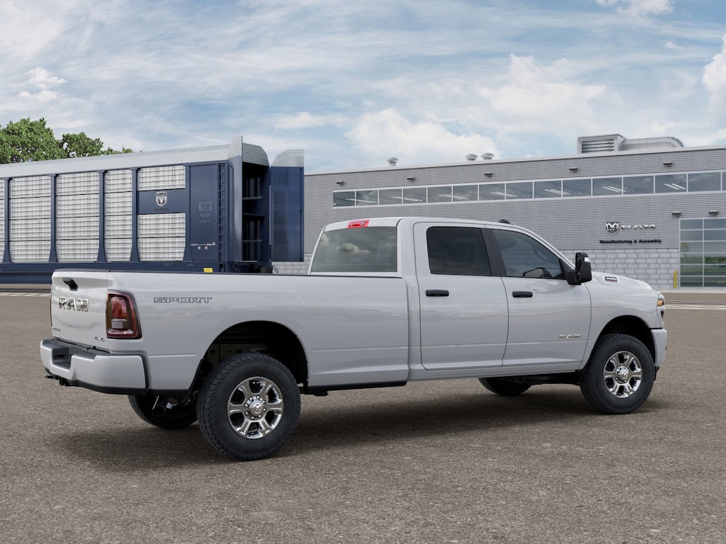 New 2026 Ram 3500 BIG HORN CREW CAB 4X4 8' BOX Pickup