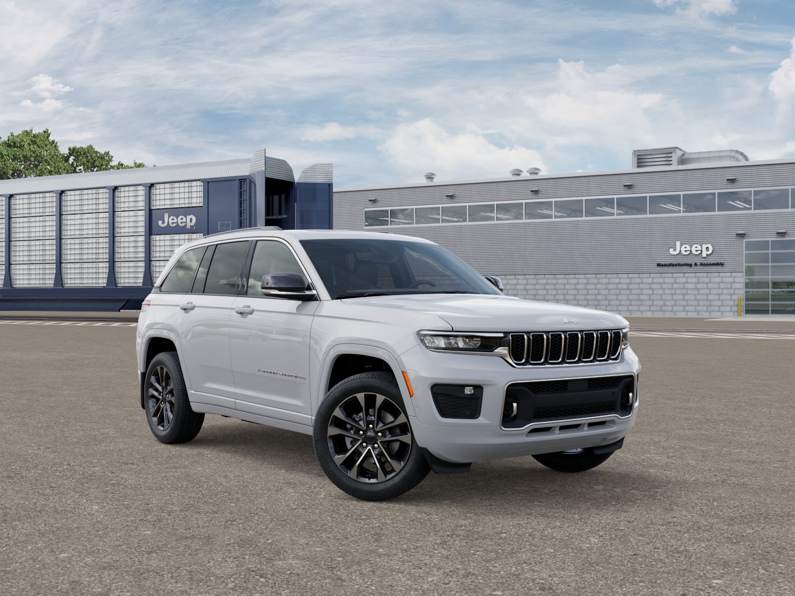 2025 Jeep Grand Cherokee Overland photo 2