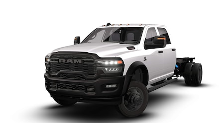 2026 Ram 5500 Chassis Cab TRADESMAN  CREW  4X4 84' CA Pickup