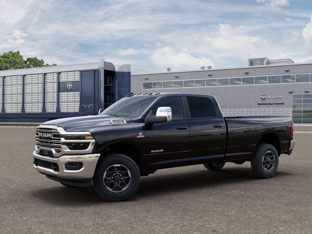 New 2026 Ram 2500 LARAMIE CREW CAB 4X4 8' BOX Pickup
