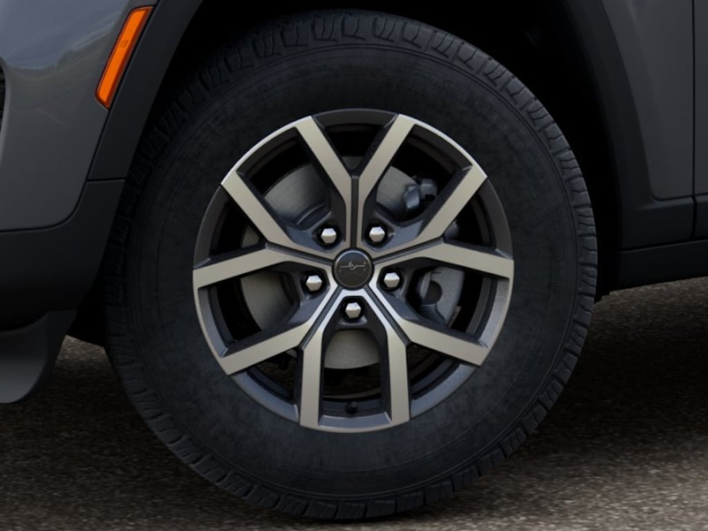 New 2027 Jeep Grand Cherokee LAREDO 4X4 Sport Utility