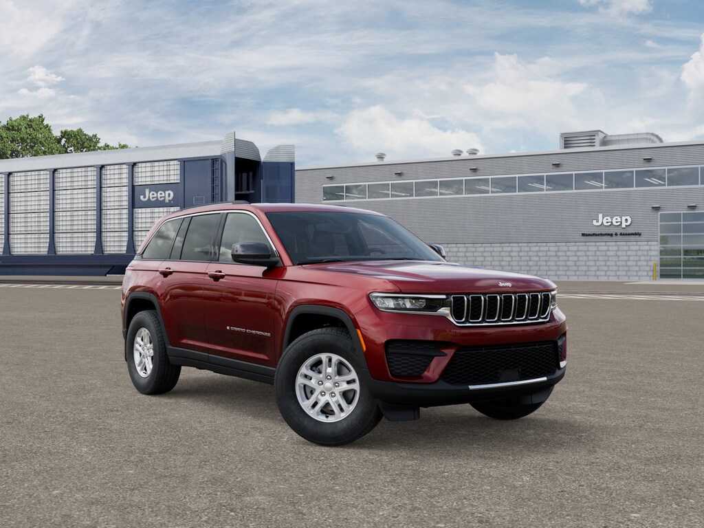 New 2025 Jeep Grand Cherokee LAREDO 4X2 Sport Utility