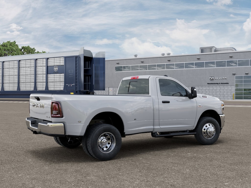 New 2026 Ram 3500 TRADESMAN REGULAR CAB 4X4 8' BOX Pickup