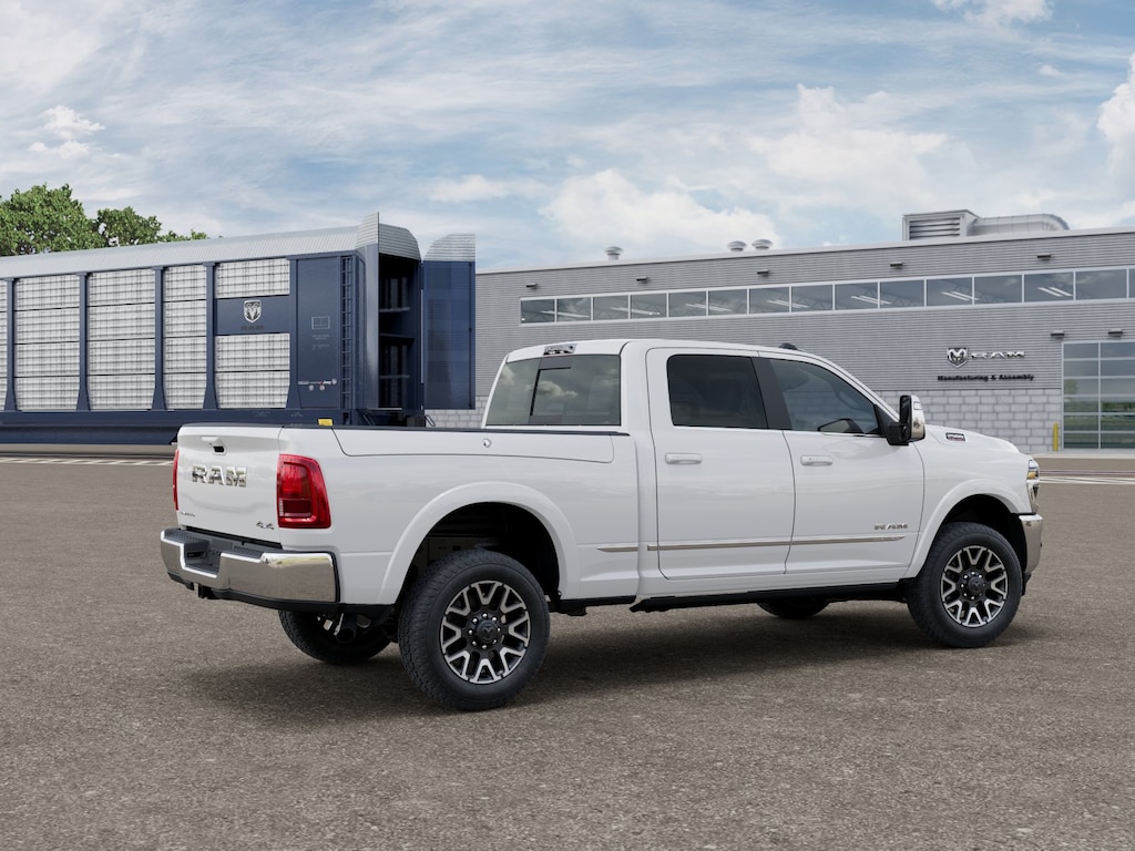 New 2026 Ram 2500 LIMITED CREW CAB 4X4 6'4 BOX Pickup