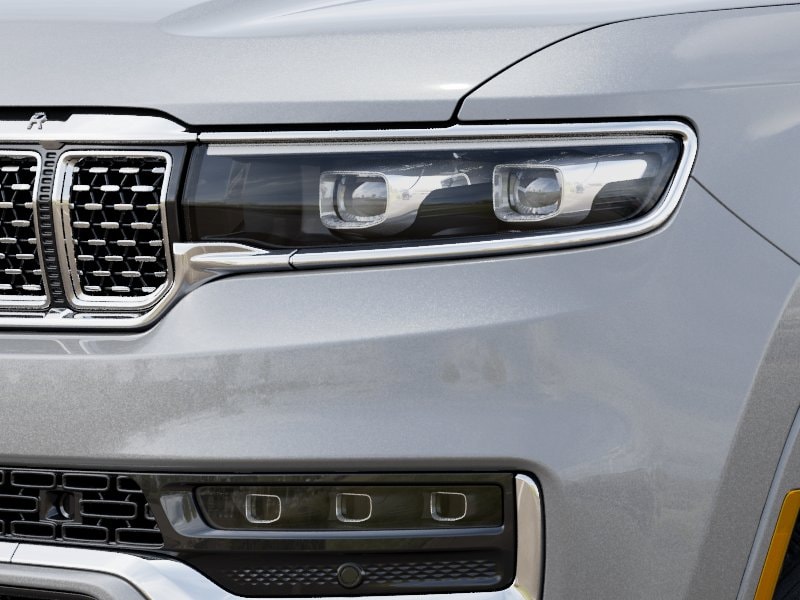 2025 Jeep Grand Wagoneer Series III - Photo 37