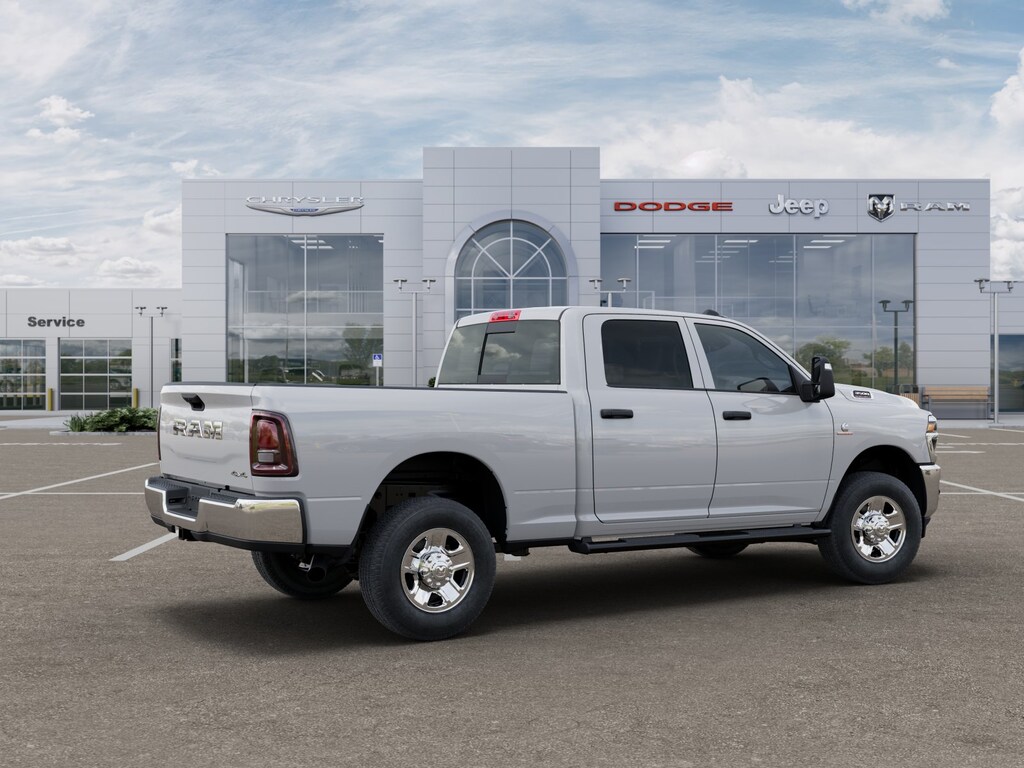 New 2025 Ram 3500 TRADESMAN CREW CAB 4X4 6'4 BOX Pickup