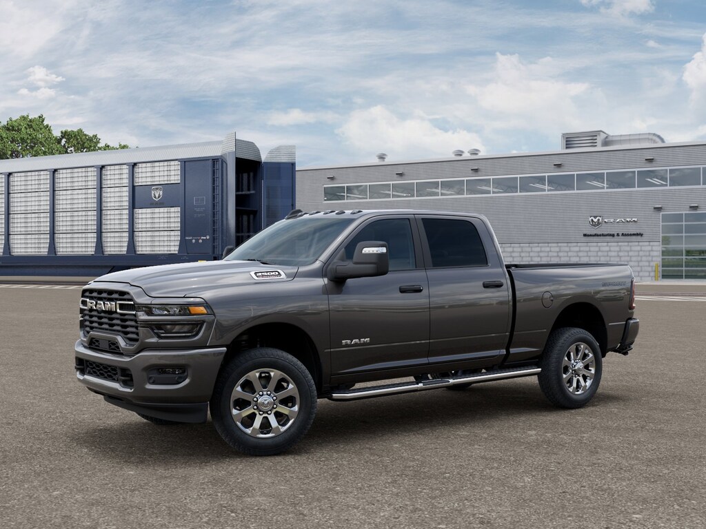 New 2026 Ram 2500 BIG HORN CREW CAB 4X4 6'4 BOX Pickup