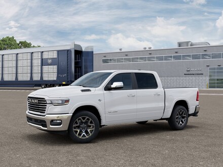 2027 Ram 1500 LARAMIE CREW CAB 4X4 5'7 BOX Pickup