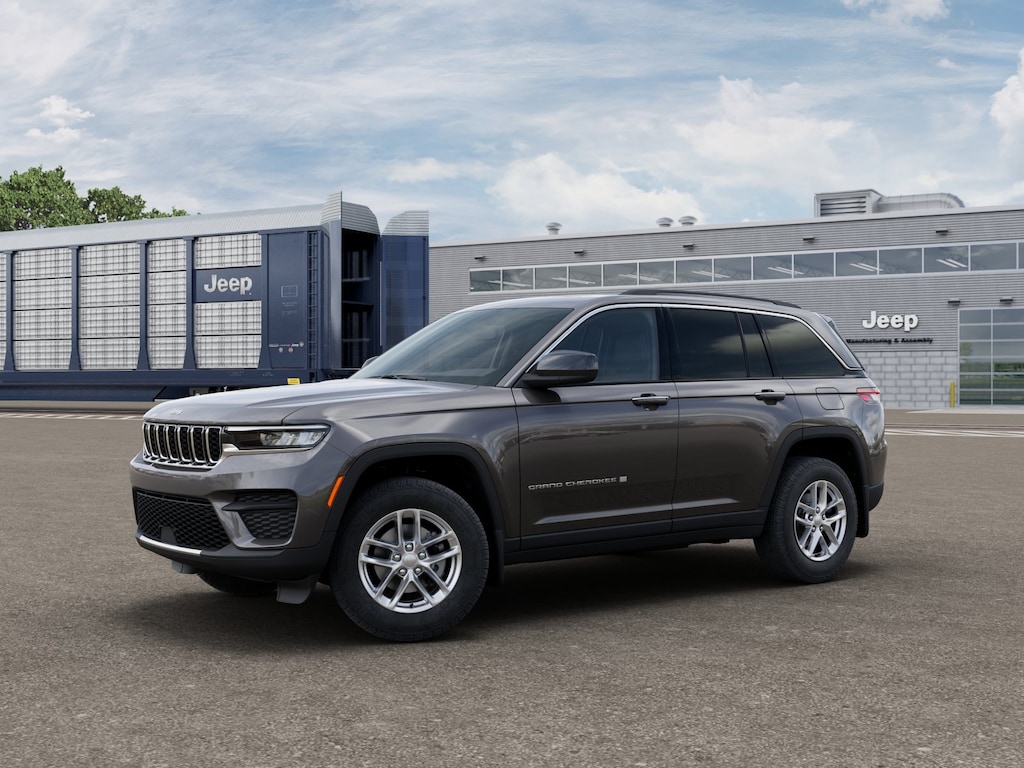 New 2025 Jeep Grand Cherokee LAREDO X 4X4 Sport Utility