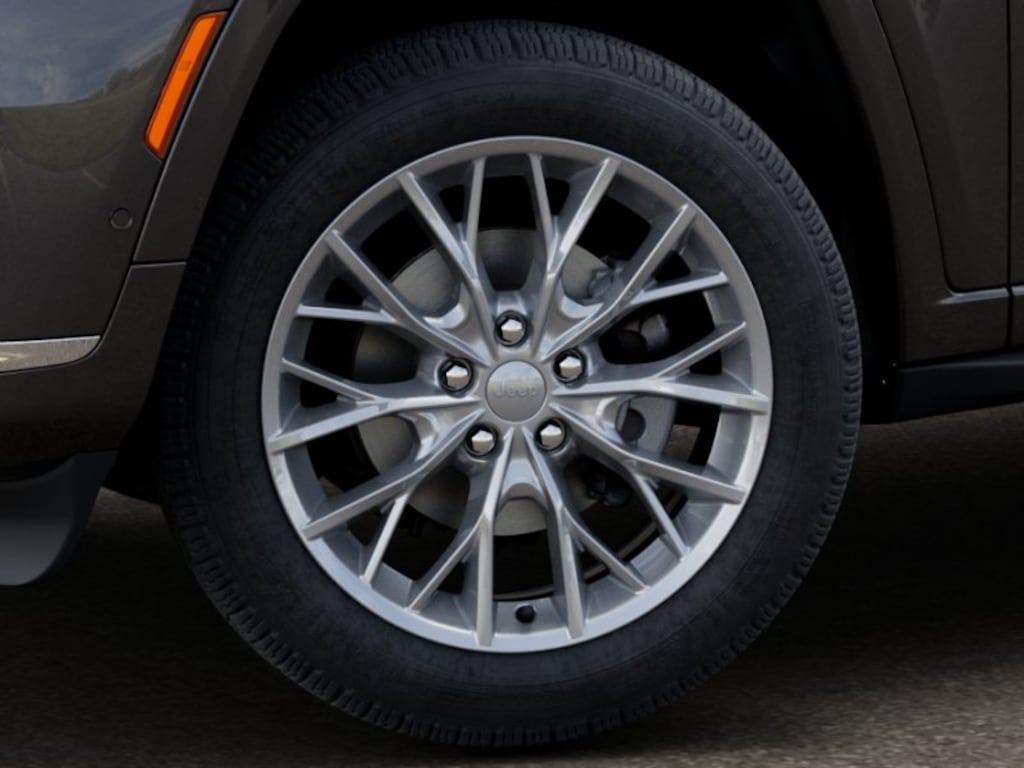 New 2025 Jeep Grand Cherokee L SUMMIT 4X4 Sport Utility