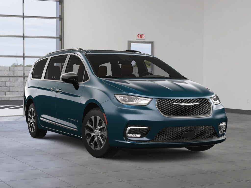 New 2023 Chrysler Pacifica Hybrid PACIFICA PLUG-IN HYBRID PINNACLE Passenger Van