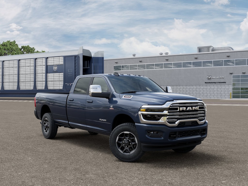 New 2026 Ram 3500 LARAMIE CREW CAB 4X4 8' BOX Pickup
