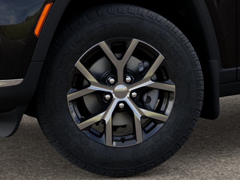 2025 Jeep Grand Cherokee Limited photo 2