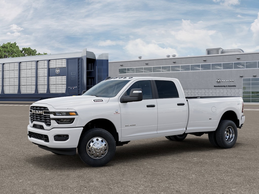 New 2026 Ram 3500 BIG HORN CREW CAB 4X4 8' BOX Pickup