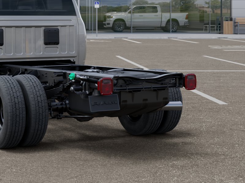 2026 RAM 3500 Chassis Tradesman - Photo 31