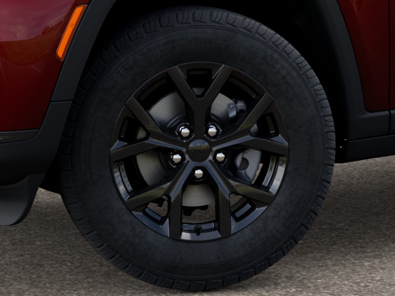 2025 Jeep Grand Cherokee Altitude photo 2