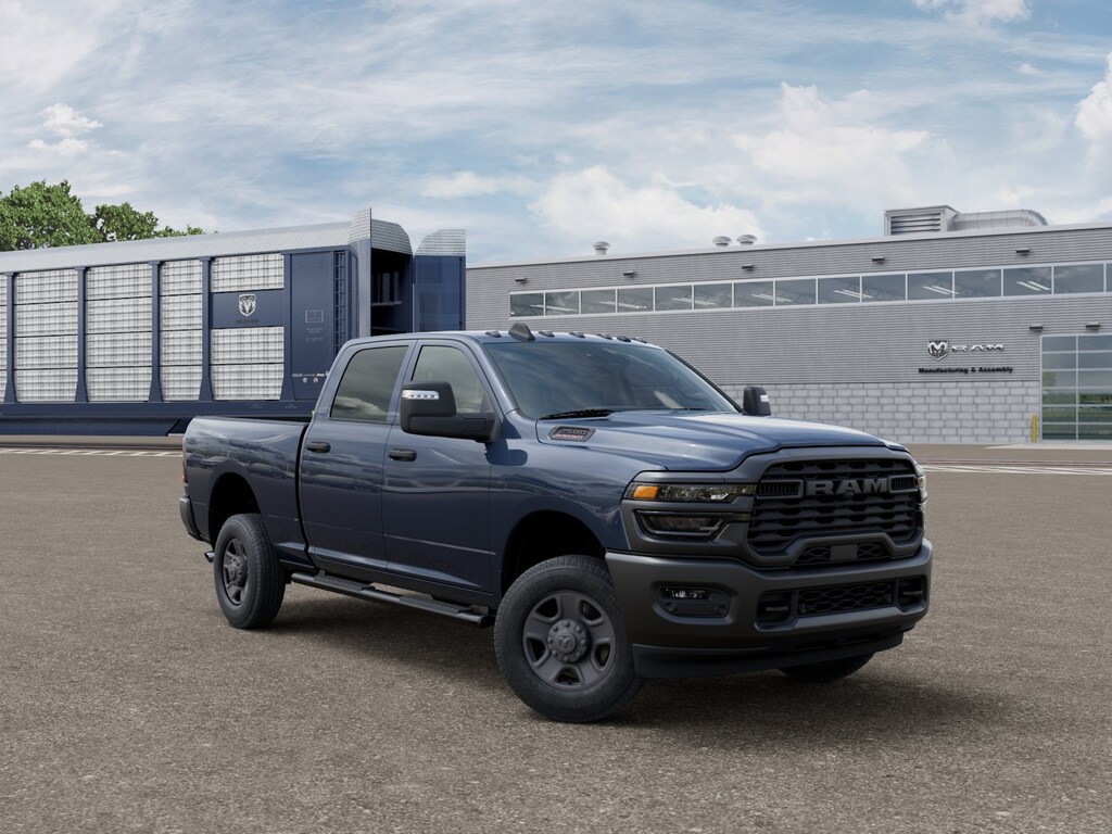 New 2026 Ram 2500 TRADESMAN CREW CAB 4X4 6'4 BOX Pickup