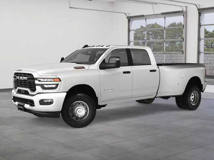 2025 Ram 3500 LONE STAR CREW CAB 4X4 8' BOX Pickup