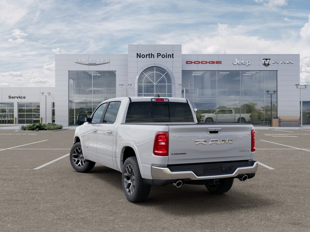 New 2026 Ram 1500 LARAMIE CREW CAB 4X4 5'7 BOX Crew Cab