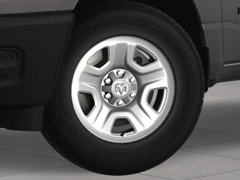 New 2025 Ram 1500 TRADESMAN CREW CAB 4X2 5'7 BOX Pickup