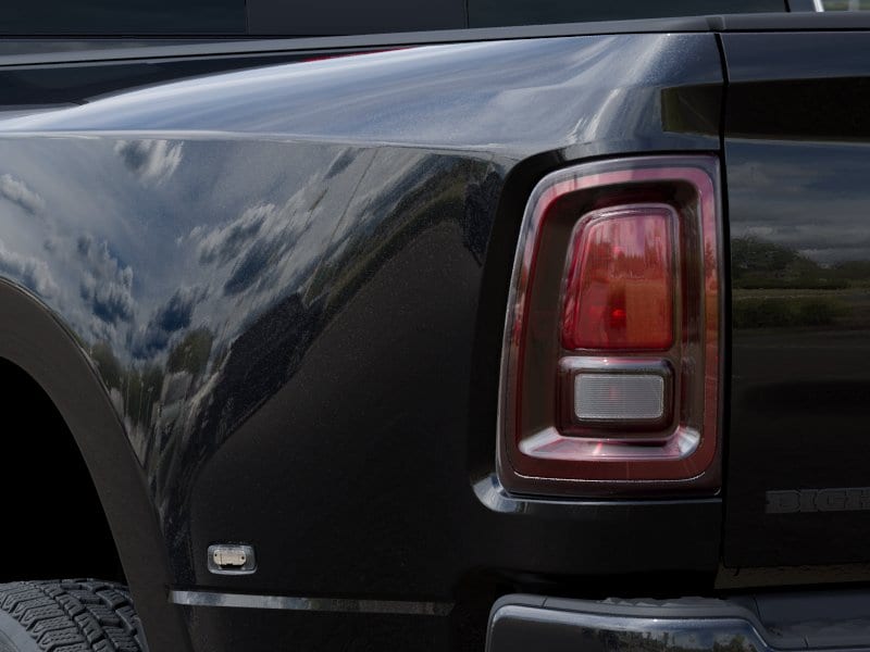 2025 RAM 3500 Big Horn - Photo 15