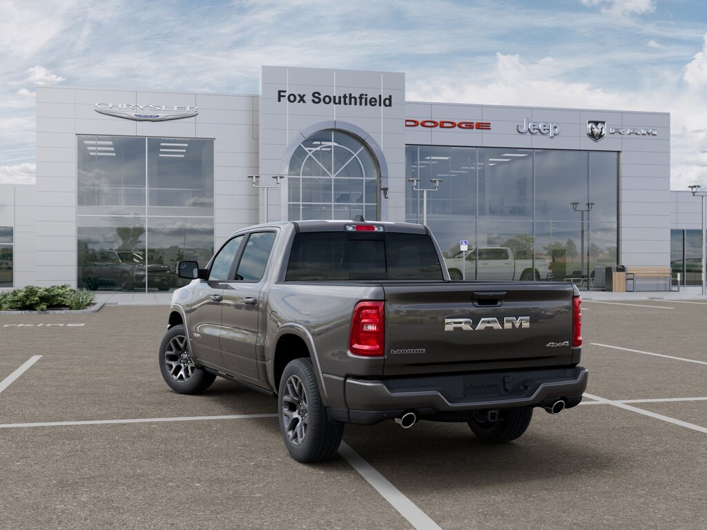 New 2026 Ram 1500 LARAMIE CREW CAB 4X4 5'7 BOX Pickup