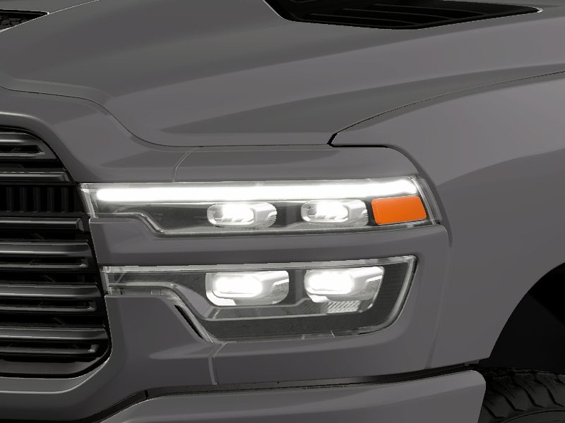 2026 RAM 3500 Laramie - Photo 18