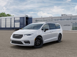 2026 Chrysler Pacifica Select Passenger Van for sale on Long Island, NY