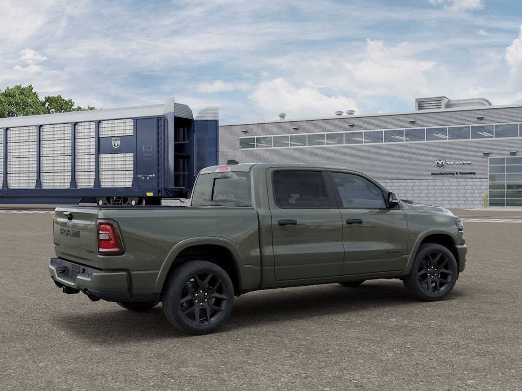 New 2026 Ram 1500 LARAMIE CREW CAB 4X4 5'7 BOX Pickup
