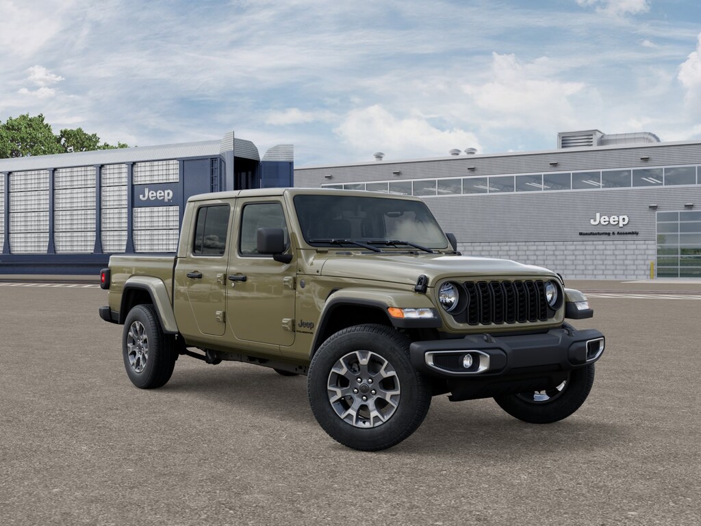 New 2026 Jeep Gladiator Sahara 4x4 Pickup