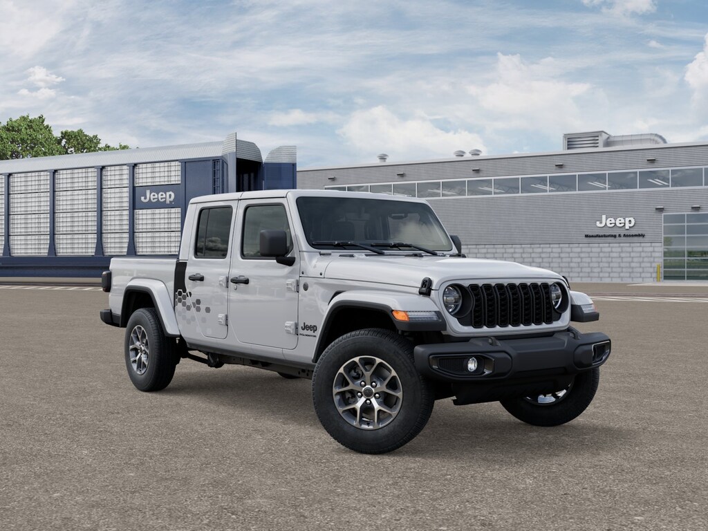 New 2026 Jeep Gladiator SPORT S 4X4 Pickup