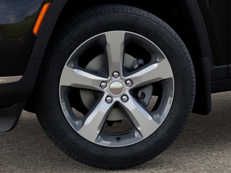 2025 Jeep Grand Cherokee Limited photo 2