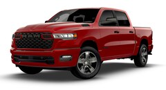 2026 Ram 1500 EXPRESS CREW CAB 4X2 5'7 BOX