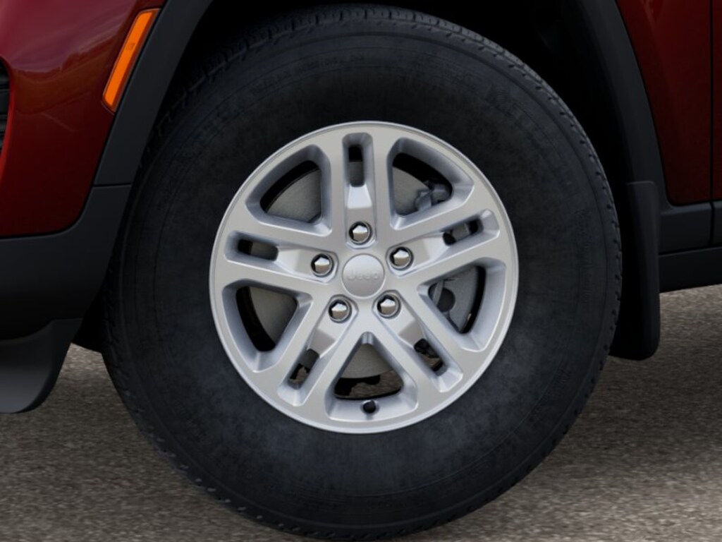 New 2025 Jeep Grand Cherokee LAREDO 4X2 Sport Utility