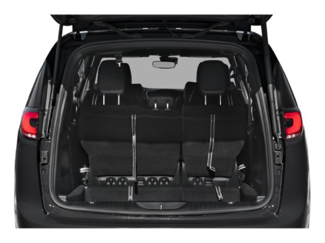 2026 Chrysler Pacifica Pinnacle photo 14