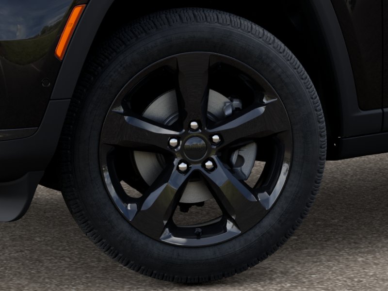 2025 Jeep Grand Cherokee Limited photo 3